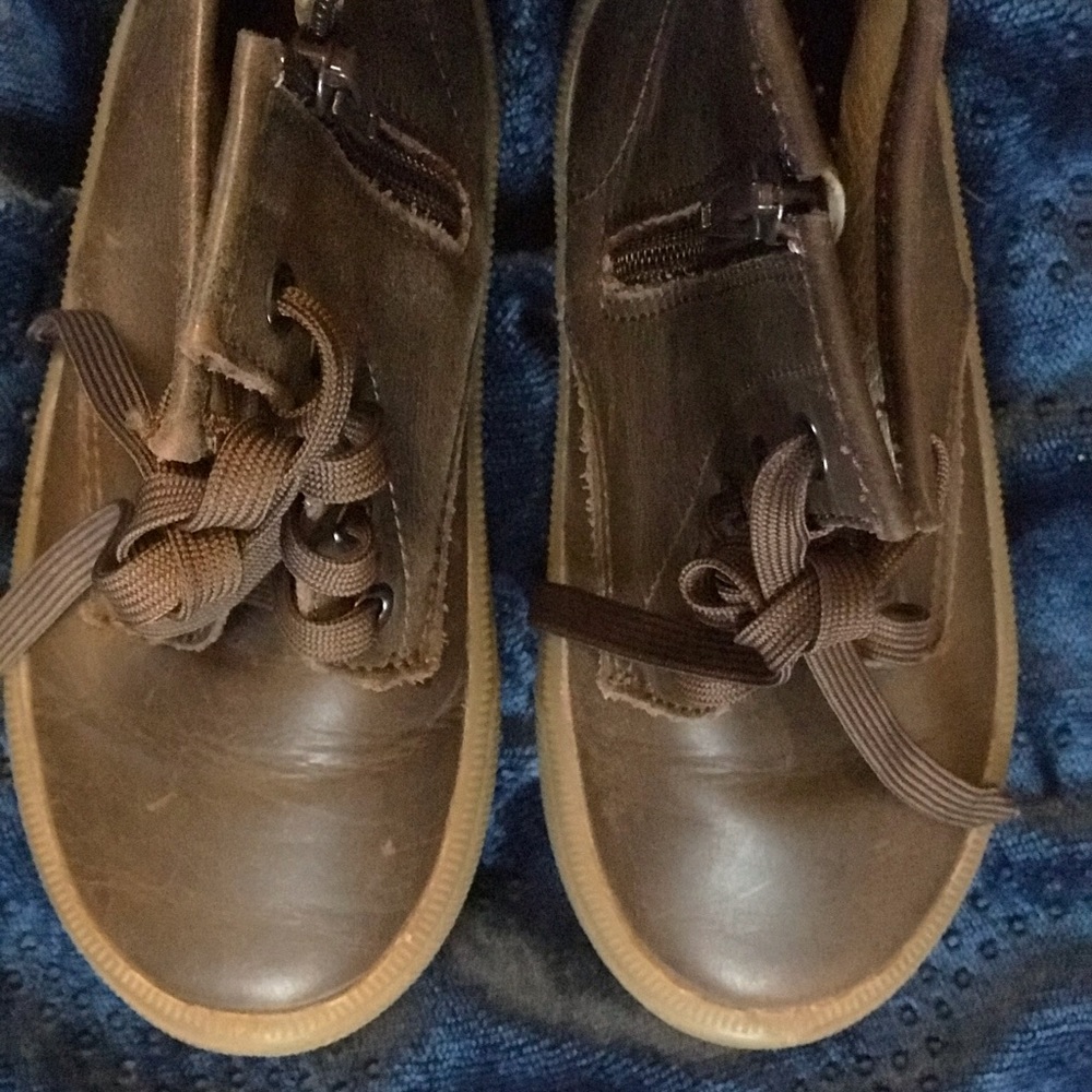 Old soles brown boy boots